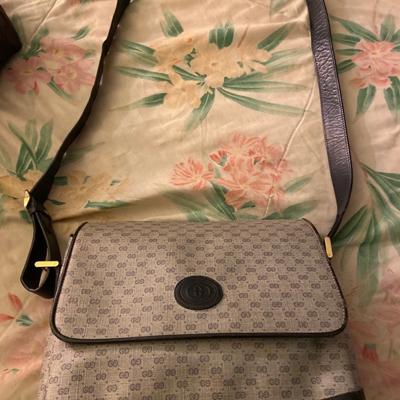Gucci Handbags - Gucci bag signature purse is limited vintage leather straps blue